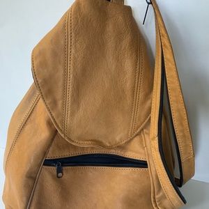 One strap genuine leather w zipper boho festival